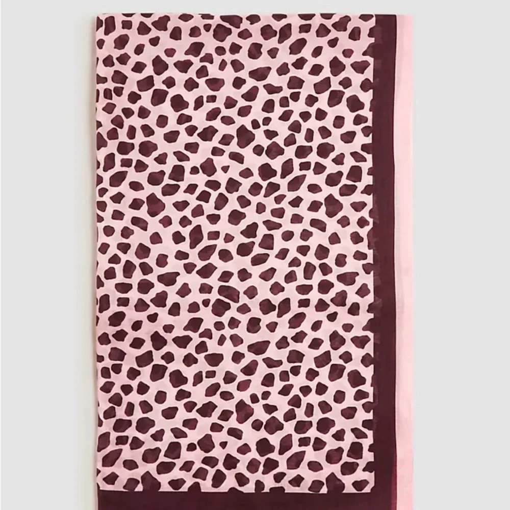 Ann Taylor Pink Giraffe Print Scarf Office Church Dinner Spring Fall NEW preppy